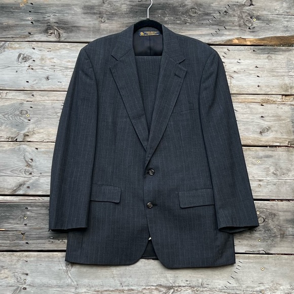 Brooks Brothers Italian Wool Gray Pinstripe Two Button Blazer Suit Set 44R 36x31